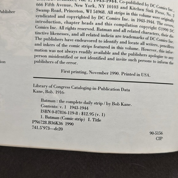 Batman the Dailies 1943-1946 DC Book - Picture 5 of 8